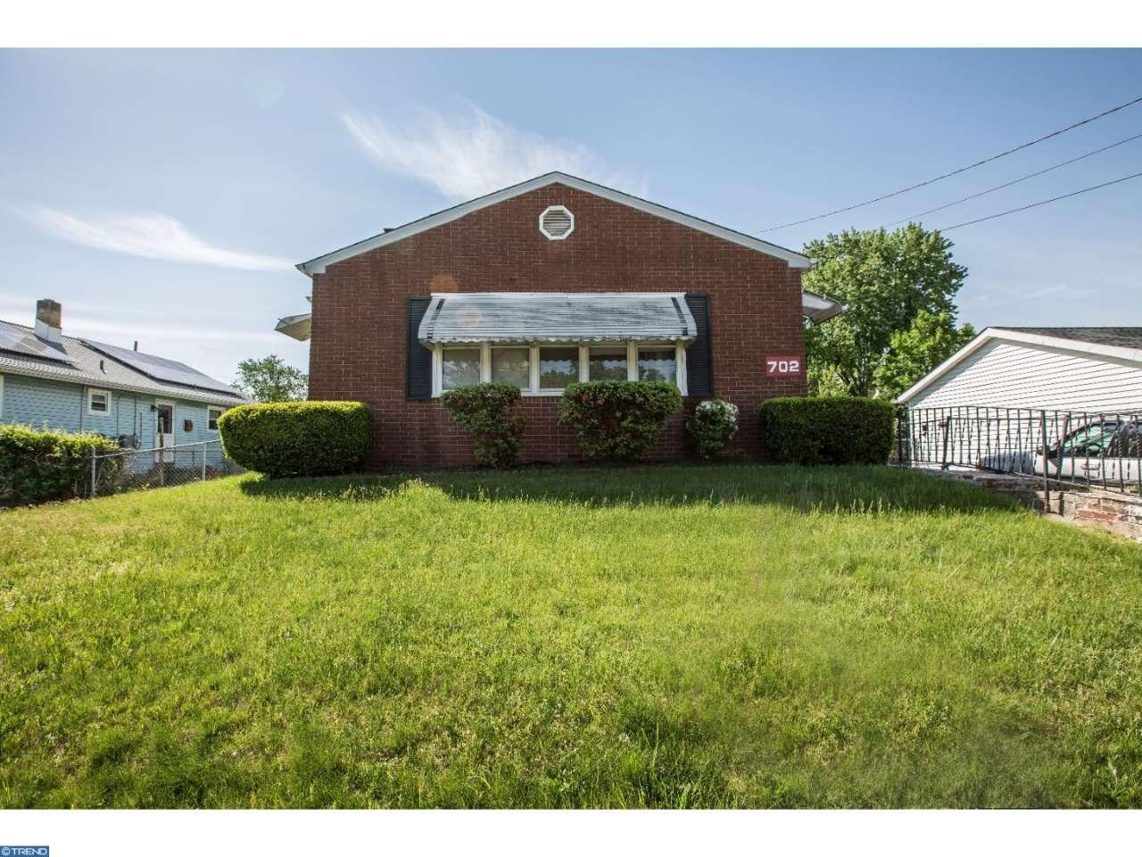702 Brooke Avenue - Photo 1