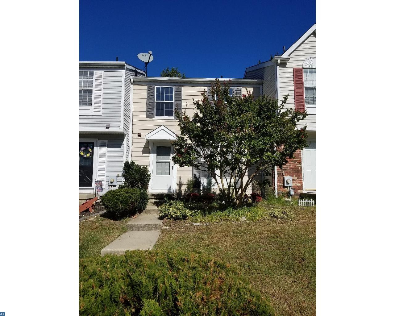 73 Dorchester Circle - Photo 1