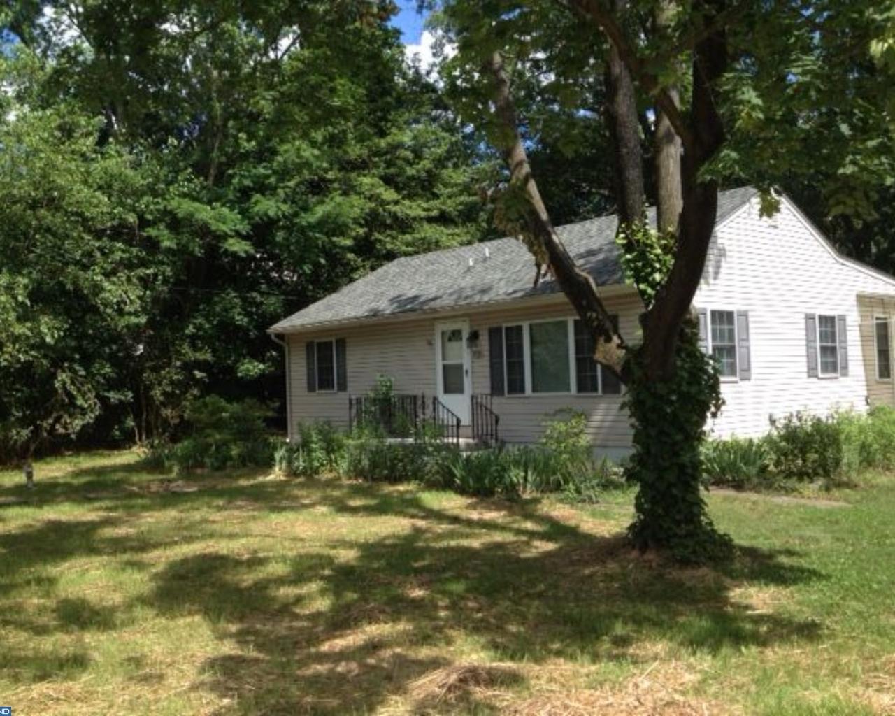 858 Jarvis Road - Photo 1