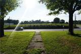 104 Lee Avenue - Photo 3