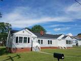 208 Oak Avenue - Photo 1