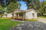 303 Oak Street - Photo 3