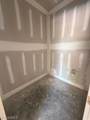 208 Windsor Trail - Photo 4