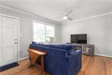 1400 Roslyn Drive - Photo 5