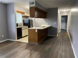 2914 Creekview Court - Photo 3