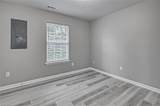 213 Paramount Street - Photo 17