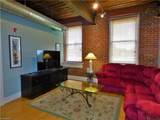 836 Oak Street - Photo 3