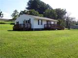 569 Sparta Parkway - Photo 3