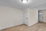 3907 Pioneer Way - Photo 8