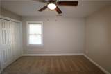8193 Steeplechase Circle - Photo 19