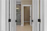 303 Country Club Drive - Photo 23