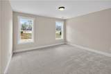 303 Country Club Drive - Photo 35