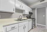 2810 Carriage Drive - Photo 33