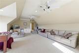 204 Fosseway Drive - Photo 10