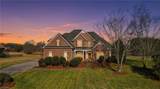 204 Fosseway Drive - Photo 2