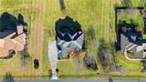 204 Fosseway Drive - Photo 7