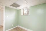 305 Carter Drive - Photo 17