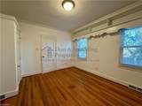 1802 Friendly Avenue - Photo 24