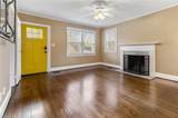 907 Wendover Avenue - Photo 3