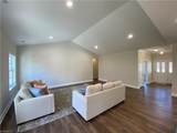 261 Summerlyn Drive - Photo 11
