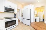 111 College Street - Photo 9