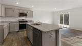 405 Jack Pine Street - Photo 3