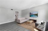 22 Forsyth Street - Photo 2