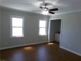3915 Valley Court - Photo 15