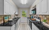 1833 Banking Street - Photo 17