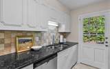 1833 Banking Street - Photo 19