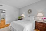 1833 Banking Street - Photo 27