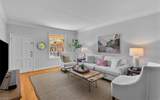 1833 Banking Street - Photo 9