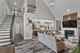 6087 Grinsted Court - Photo 14