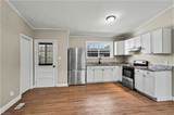 511 Saunders Place - Photo 5