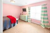 7102 Friendly Avenue - Photo 13