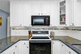 208 Raven Green Street - Photo 17