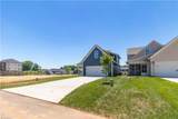 1641 Cross Village Avenue - Photo 18