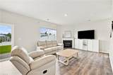 1420 Carisbrooke Drive - Photo 10