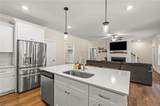 358 Windsor Trail - Photo 8