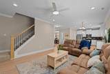 1637 Appaloosa Place - Photo 11