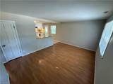 2201 Stonehaven Road - Photo 3