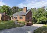 2528 Treetop Lane - Photo 3