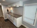 112 Sycamore Street - Photo 5