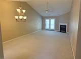 2808 Maple Avenue - Photo 3