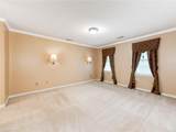 5812 Luxbury Court - Photo 15