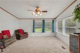 1060 Knobview Lane - Photo 18