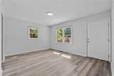 621 Spring Garden Circle - Photo 5