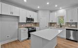 407 Pinnacle Drive - Photo 2