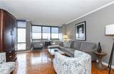 1101 Elm Street - Photo 3