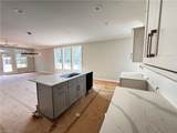 5918 Crossview Drive - Photo 9